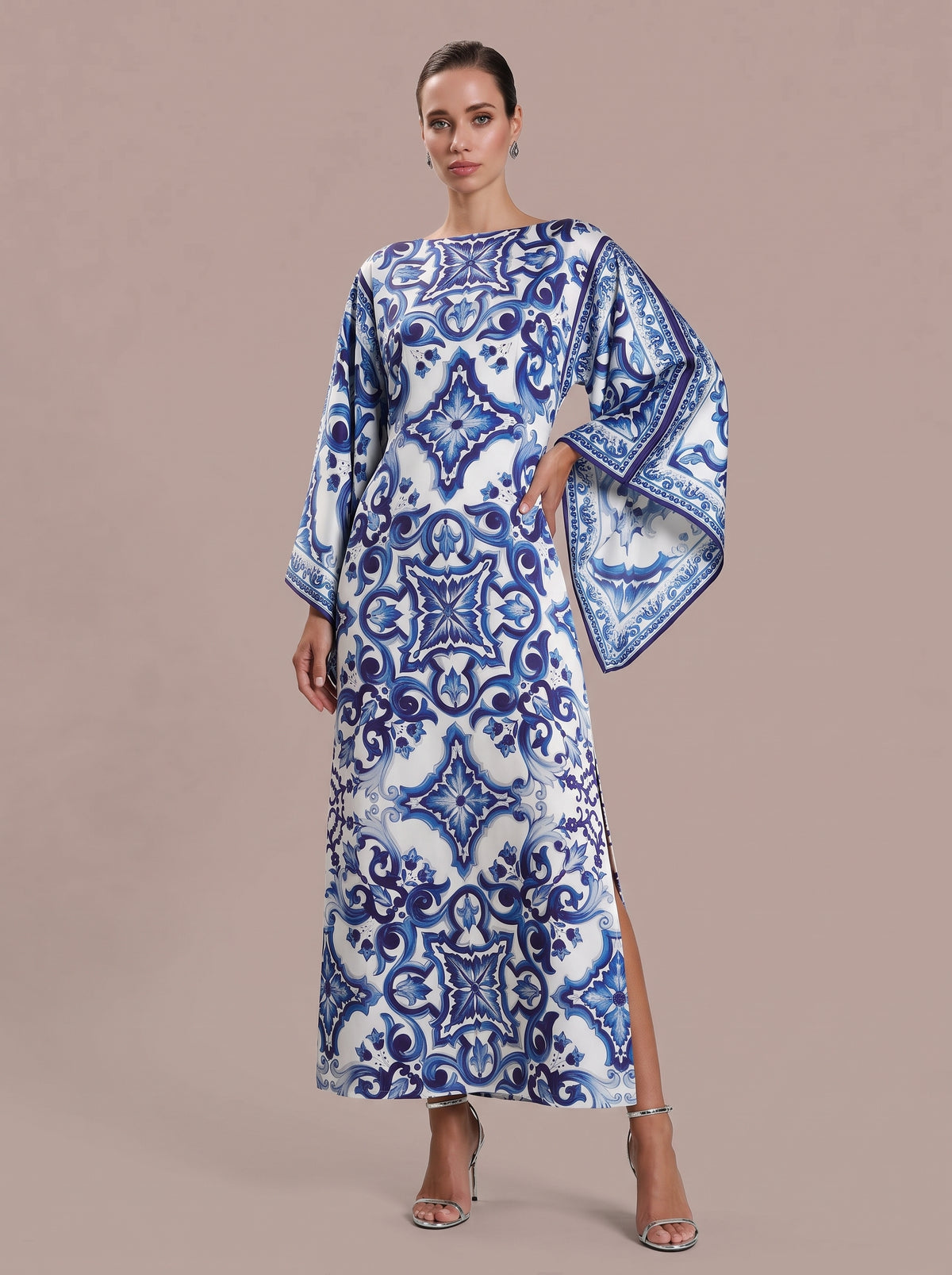 Unique Exquisite Printed Loose Robe Maxi Dress