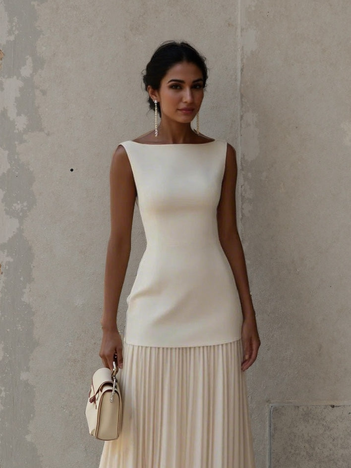 Elegant Pleated Classic Boat Neck Pleated Maxi Dress