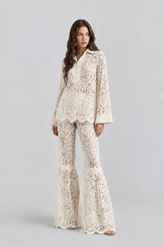 Vintage Floral Lace Long Sleeve Tunic Top and Flared Wide Leg Pants Set [erp-image:e94d4cdcf2775045ca381676]