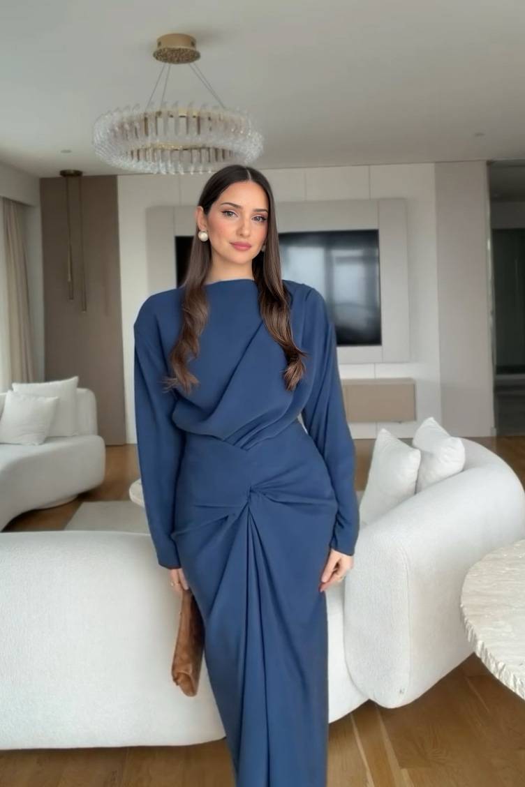 Boat Neck Pleated Slim Fit Maxi Dress